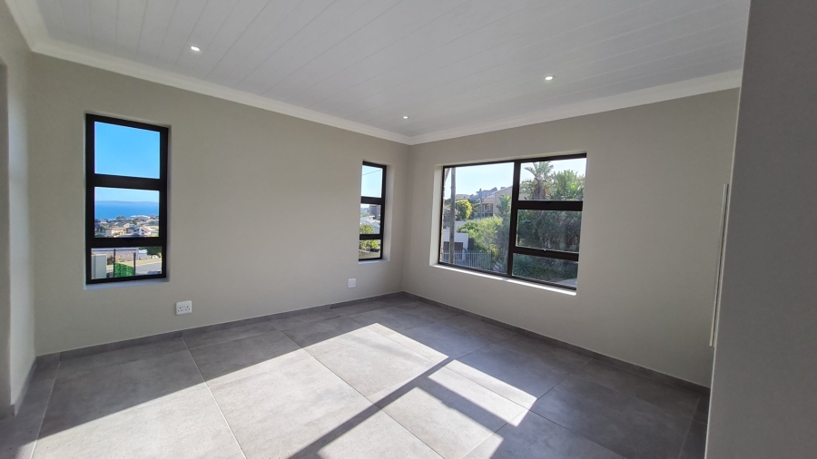 3 Bedroom Property for Sale in Dana Bay Western Cape